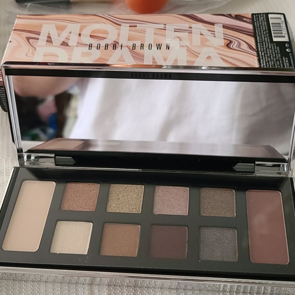Bobbi Brown Molten Drama Eye Shadow Palette